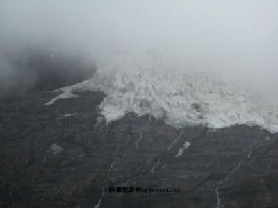 乃钦康桑峰