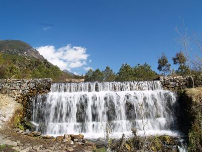 东巴圣地玉水寨