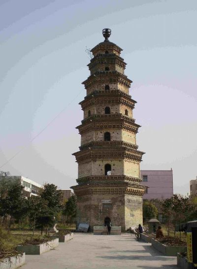 西平县宝严寺塔